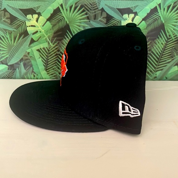 New era Houston Astros snap back hat. - Picture 4 of 5